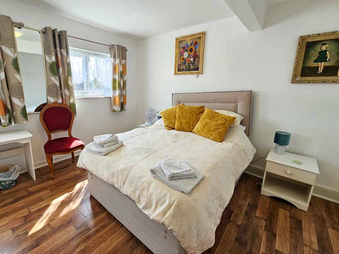 Hotel for sale in Paignton, Devon - A wonderful Guesthouse, Home with Income or family home, this property has it all
