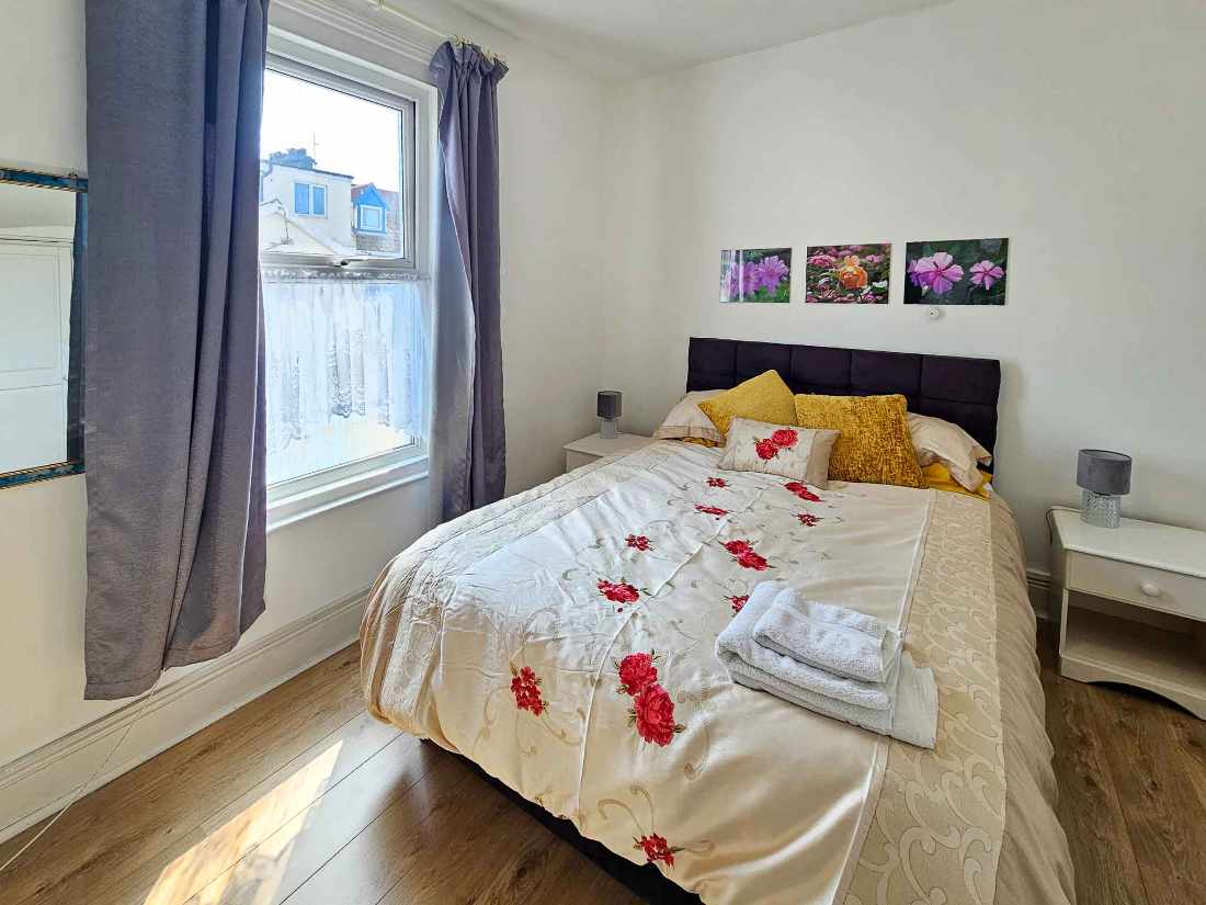 Hotel for sale in Paignton, Devon - A wonderful Guesthouse, Home with Income or family home, this property has it all