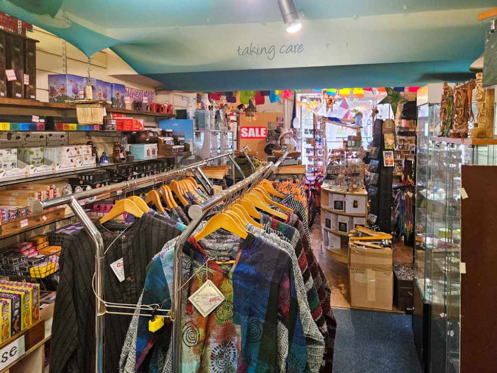 A vacant retail unit in a prime location to Let
