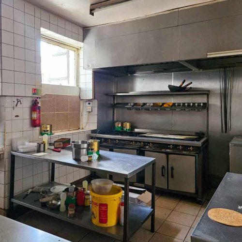 Restaurant for sale in Torquay, Devon - A fantastic corner-positioned restaurant/retail unit To Let