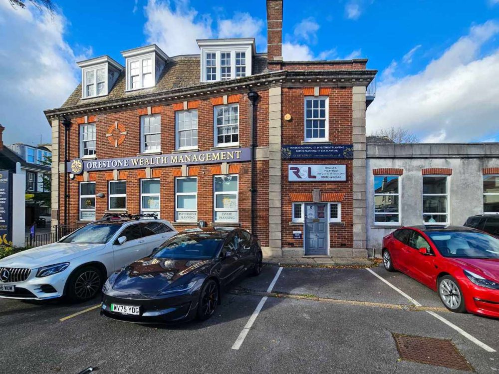Top-quality serviced offices To Let in sought after location