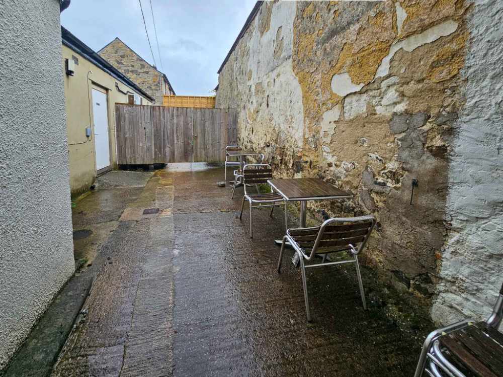 A successful retail delicatessen, café and farmers’ market business for sale
