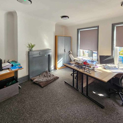 Office for sale in St Marychurch, Torquay - Top-quality serviced offices To Let in sought after location