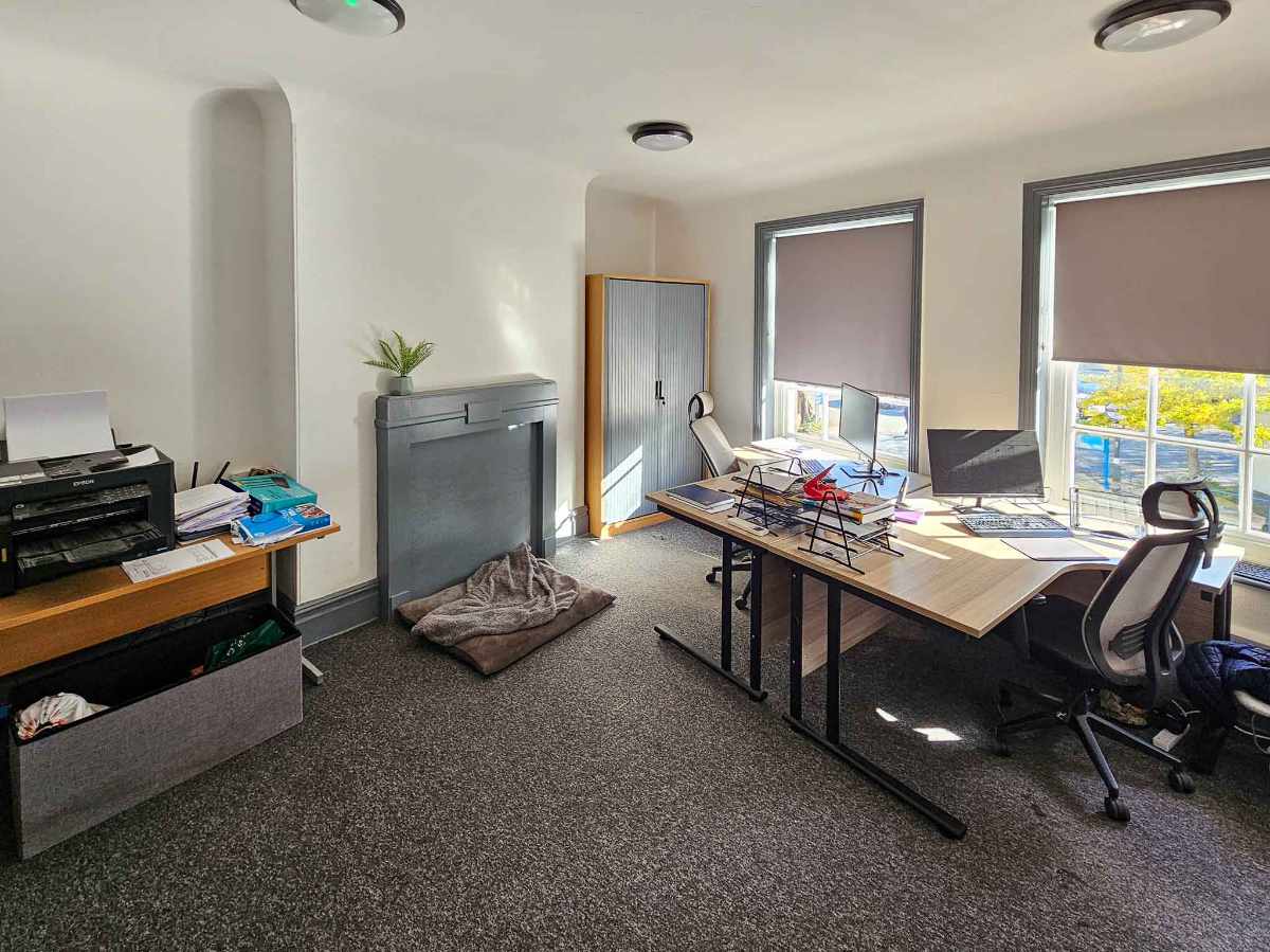 Top-quality serviced offices To Let in sought after location