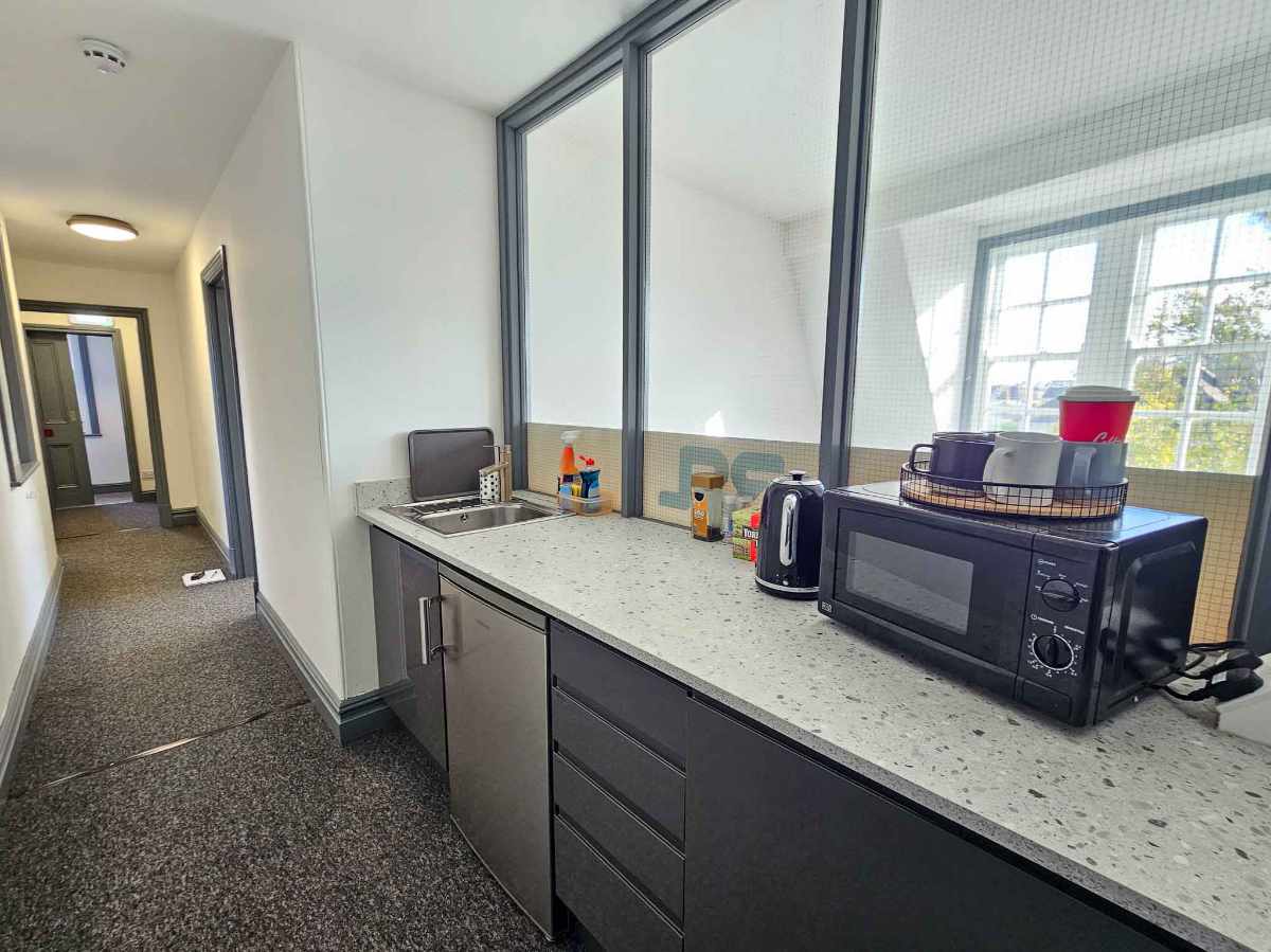 Top-quality serviced offices To Let in sought after location