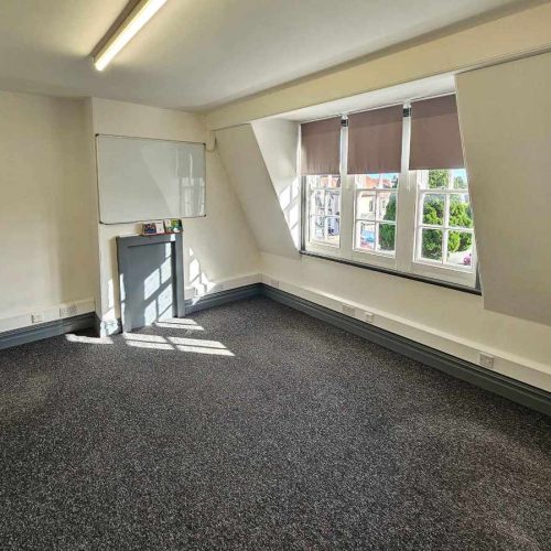 Office for sale in St Marychurch, Torquay - Top-quality serviced offices To Let in sought after location