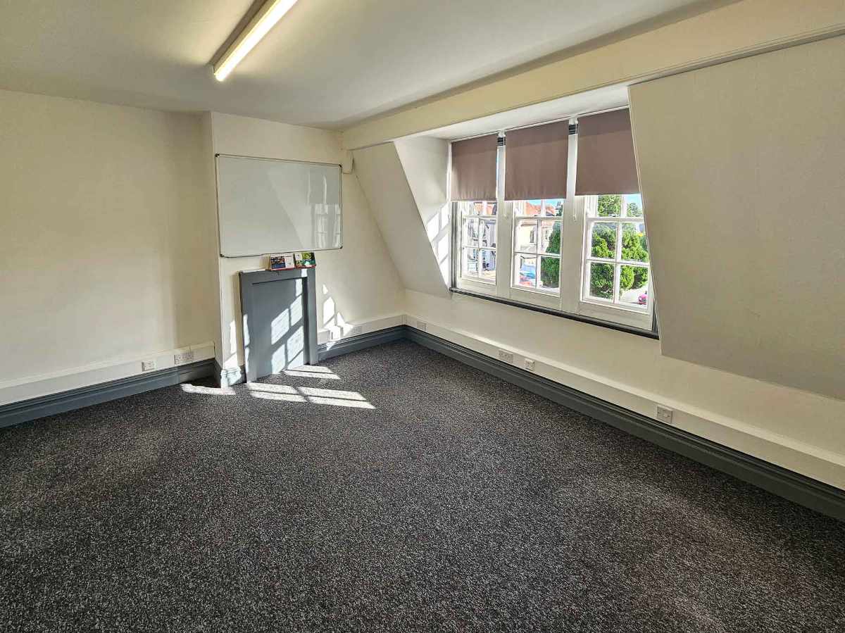 Top-quality serviced offices To Let in sought after location
