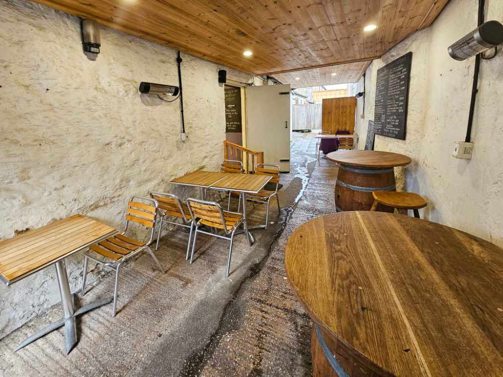 A successful retail delicatessen, café and farmers’ market business for sale