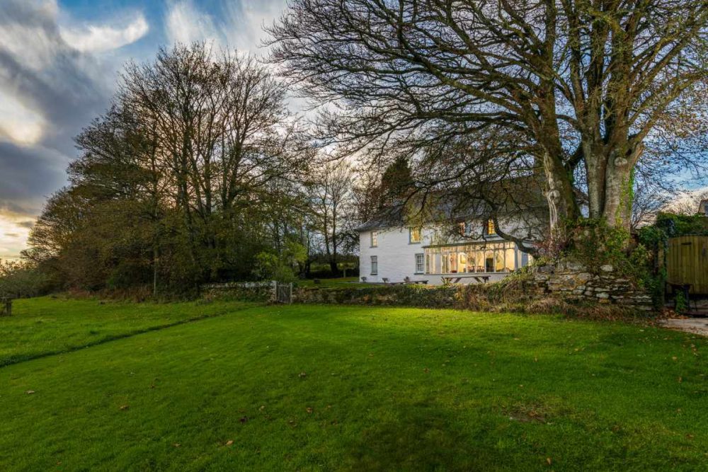 Exceptional Farm Holiday Cottage Complex with Events /Wedding Venue Potential, Camping & Glamping Facilities — Set Within 15 Acres with a Private Lake and Much More