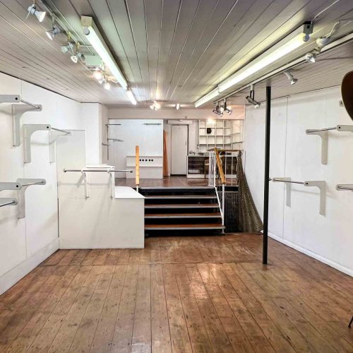 Guest house for sale in Brixham, Devon - A Rare Freehold, Mixed-Use Property Located Right on Brixham Harbour