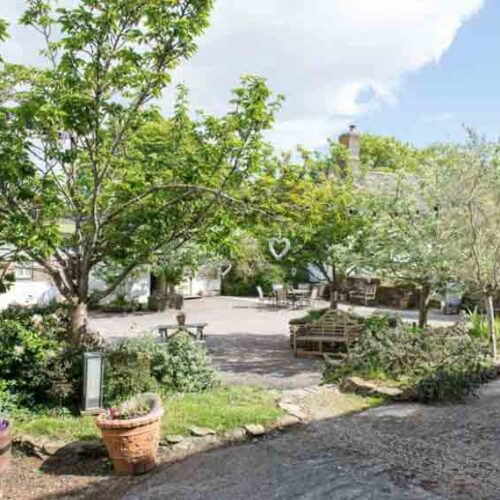 Farmhouse, Holiday Cottages, Weddings, Events, Glamping & much much more!
