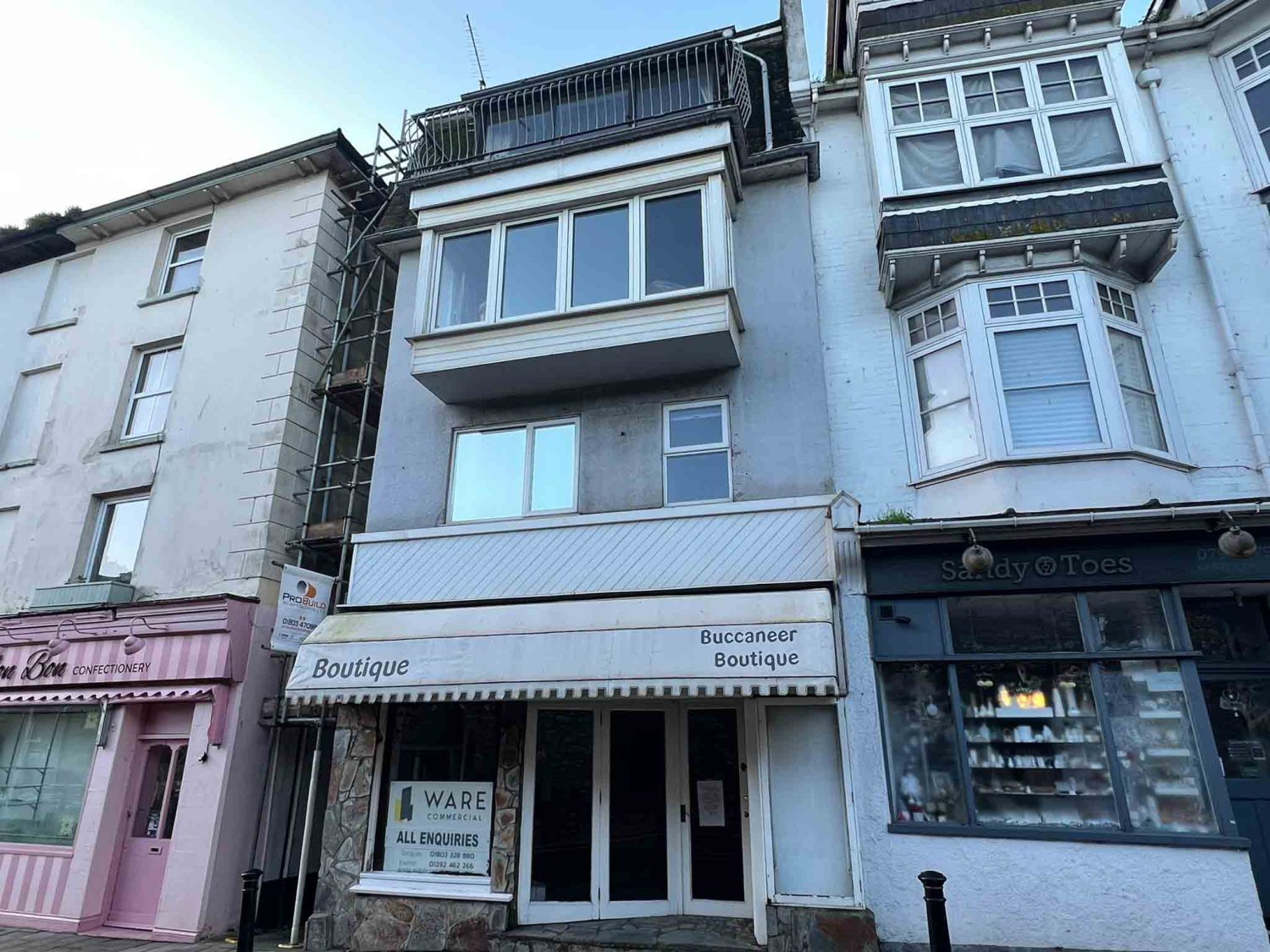 Guest house for sale in Brixham, Devon - A Rare Freehold, Mixed-Use Property Located Right on Brixham Harbour