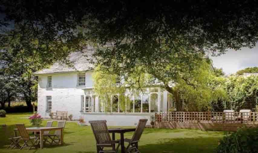 Farmhouse, Holiday Cottages, Weddings, Events, Glamping & much much more!