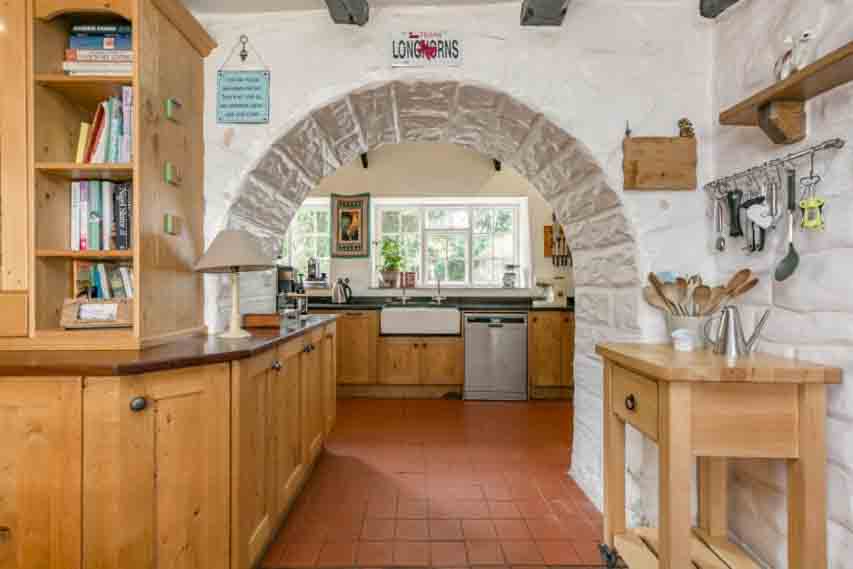 Farmhouse, Holiday Cottages, Weddings, Events, Glamping & much much more!