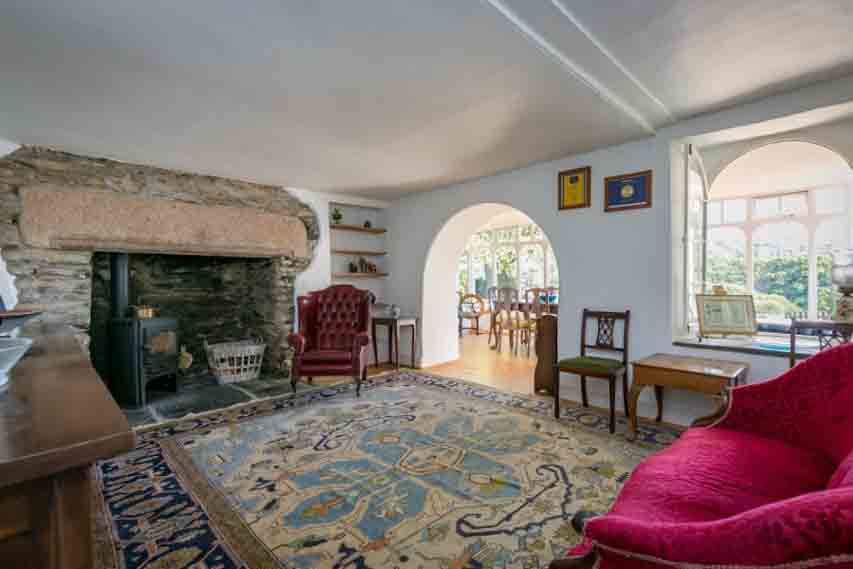 Farmhouse, Holiday Cottages, Weddings, Events, Glamping & much much more!
