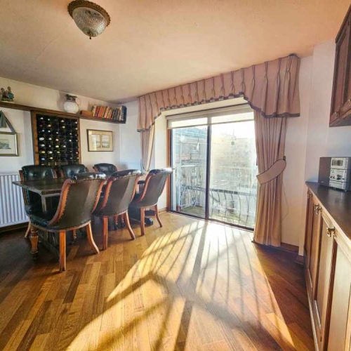 Guest house for sale in Brixham, Devon - A Rare Freehold, Mixed-Use Property Located Right on Brixham Harbour