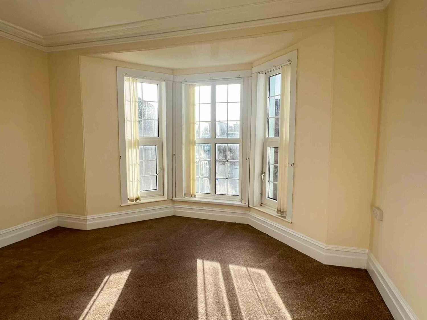Hotel for sale in Paignton, Devon - A Fantastic Turn-key Investment Property in Paignton For Sale