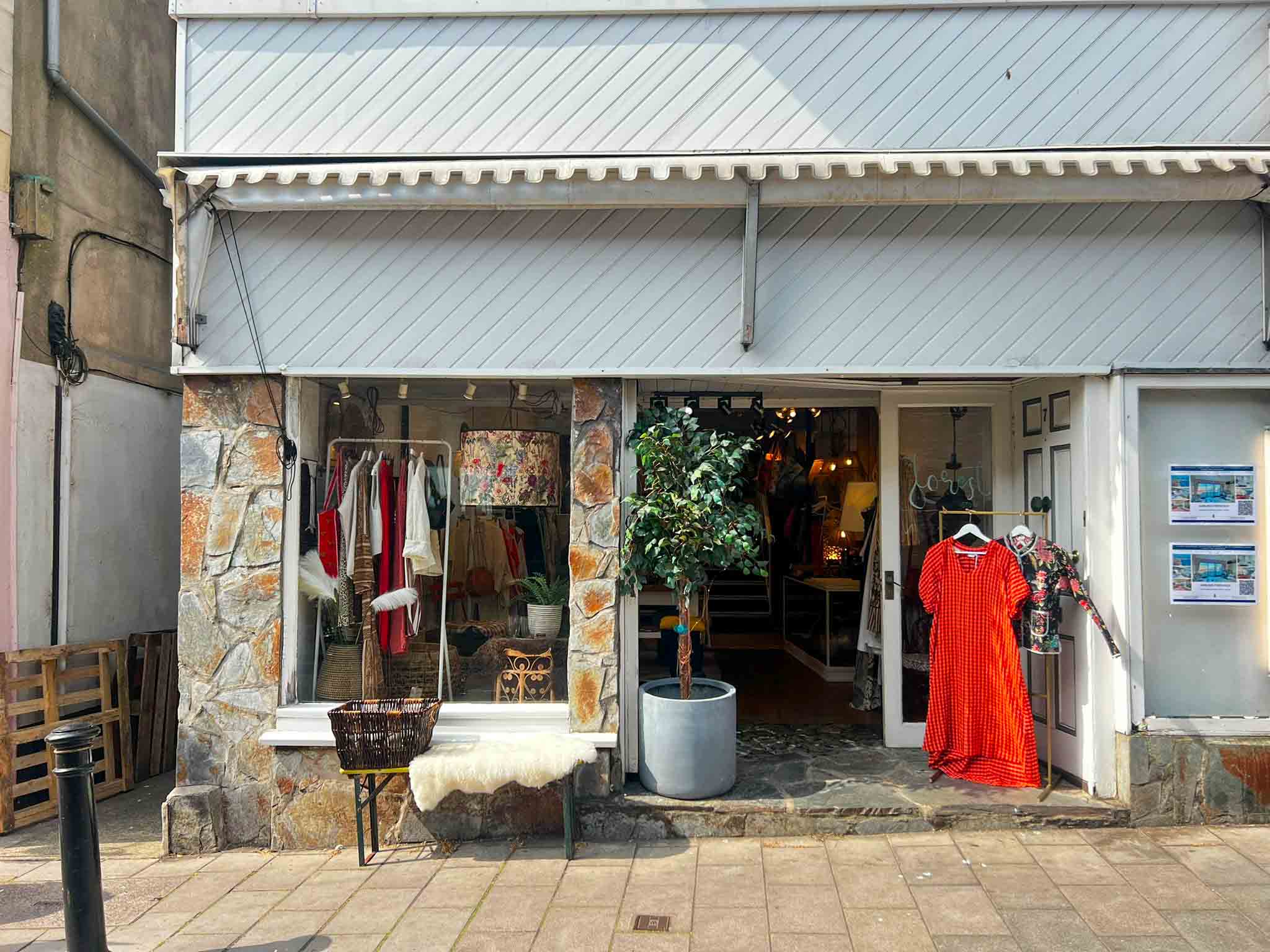A Rare Freehold, Mixed-Use Property Located Right on Brixham Harbour