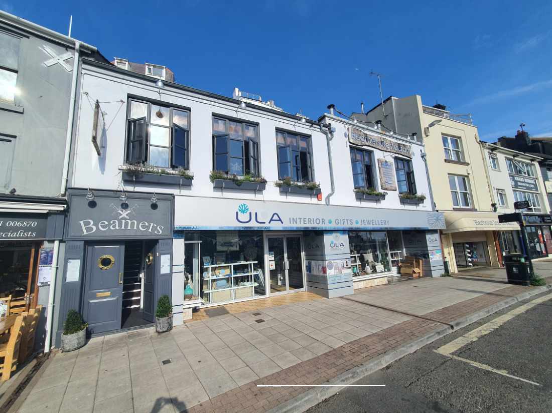 A Fantastically Located and Highly Popular Restaurant