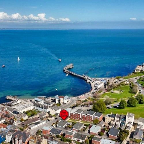 Holiday flat for sale in Swanage, Dorset - Immaculate Home with Income, Granny annex / letting unit or larger family home.