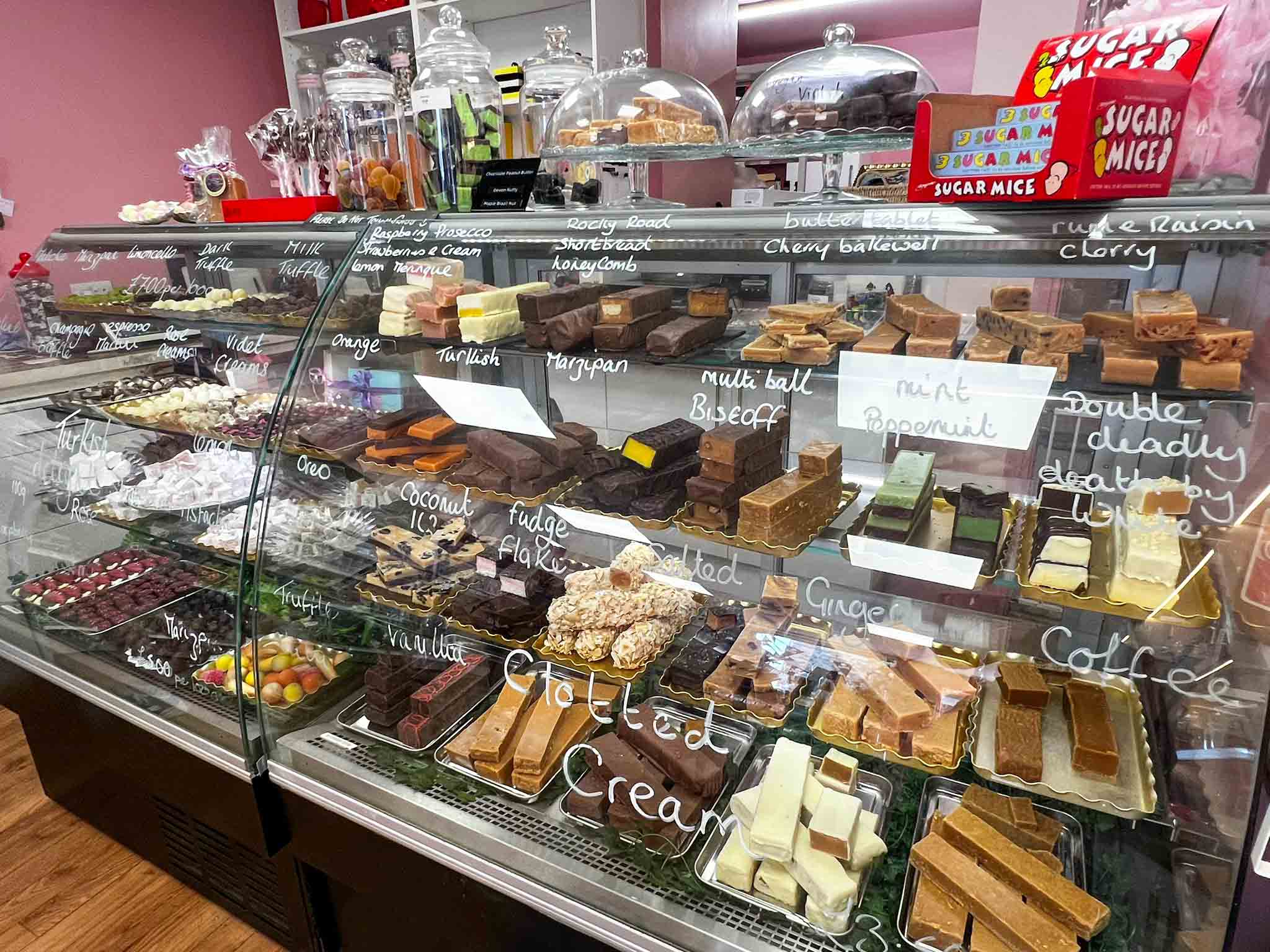 High-Footfall Confectionery Shop Opposite Brixham Harbour