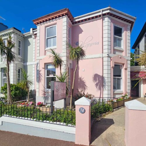 A beautifully presented 7 bedroom en-suite guest house