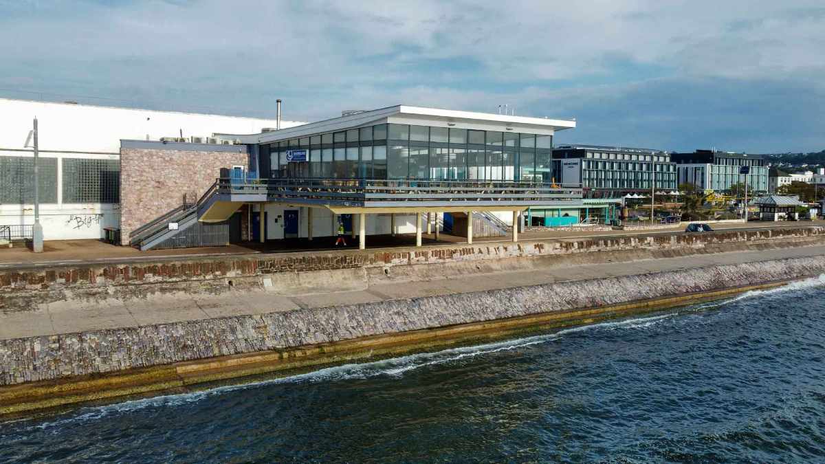 Restaurant for sale in Paignton, Devon - An Exceptional Café & Bar, Situated directly on the water’s edge