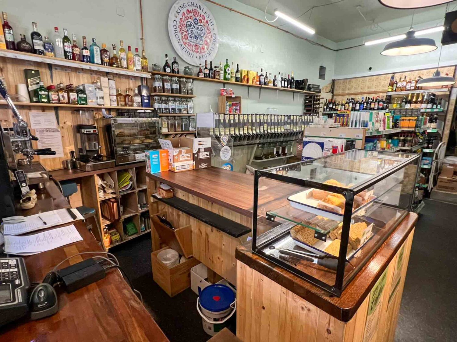 Takeaway for sale in Bishopsteignton, Devon - Established Village Store & Lifestyle Business with 2/3 Bed Flat and Estuary...