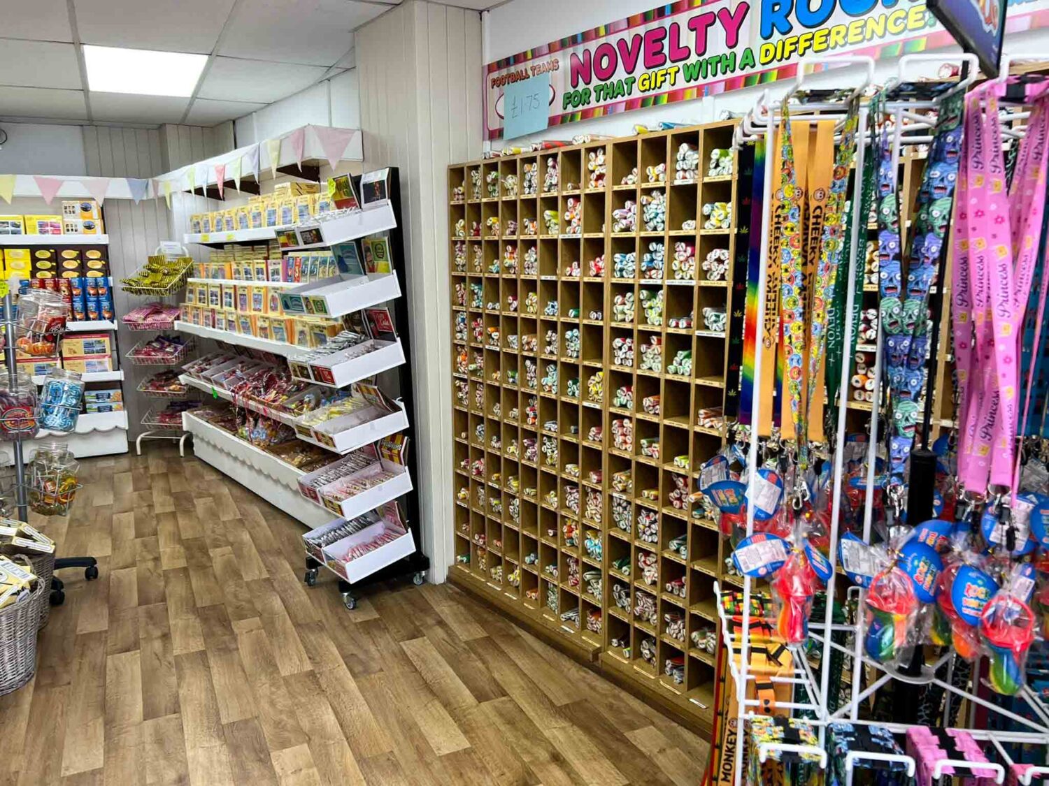 Retail store for sale in Br, Devon - conic Harbour front Confectionery business in Brixham – Turnkey Opportunity