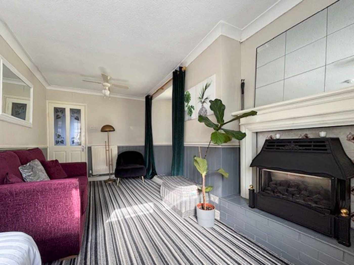 Hotel for sale in Paignton, Devon - Beautiful & Versatile Large Guest House for Sale in a Prime Location