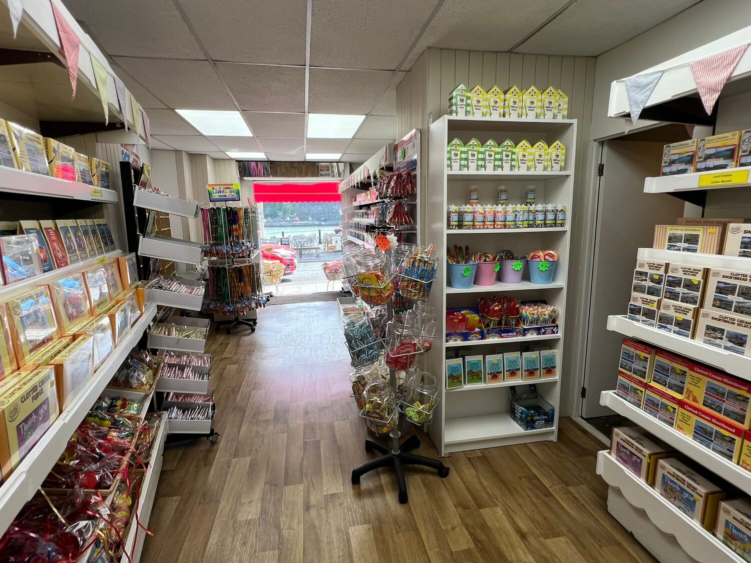 Retail store for sale in Br, Devon - conic Harbour front Confectionery business in Brixham – Turnkey Opportunity