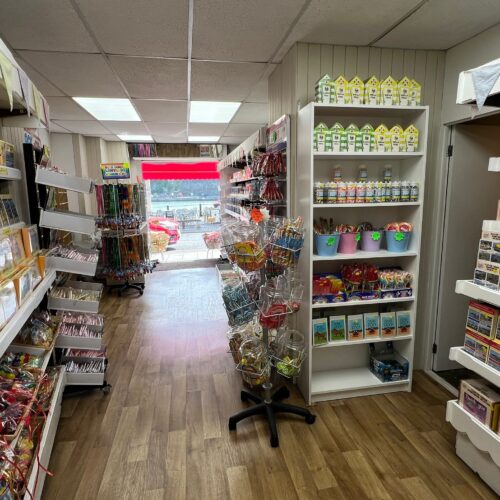 Retail store for sale in Br, Devon - conic Harbour front Confectionery business in Brixham – Turnkey Opportunity