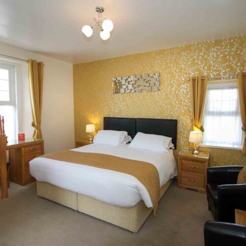 Hotel for sale in Paignton, Devon - Profitable 15-Bedroom En-Suite Hotel Near Beach & Town Centre