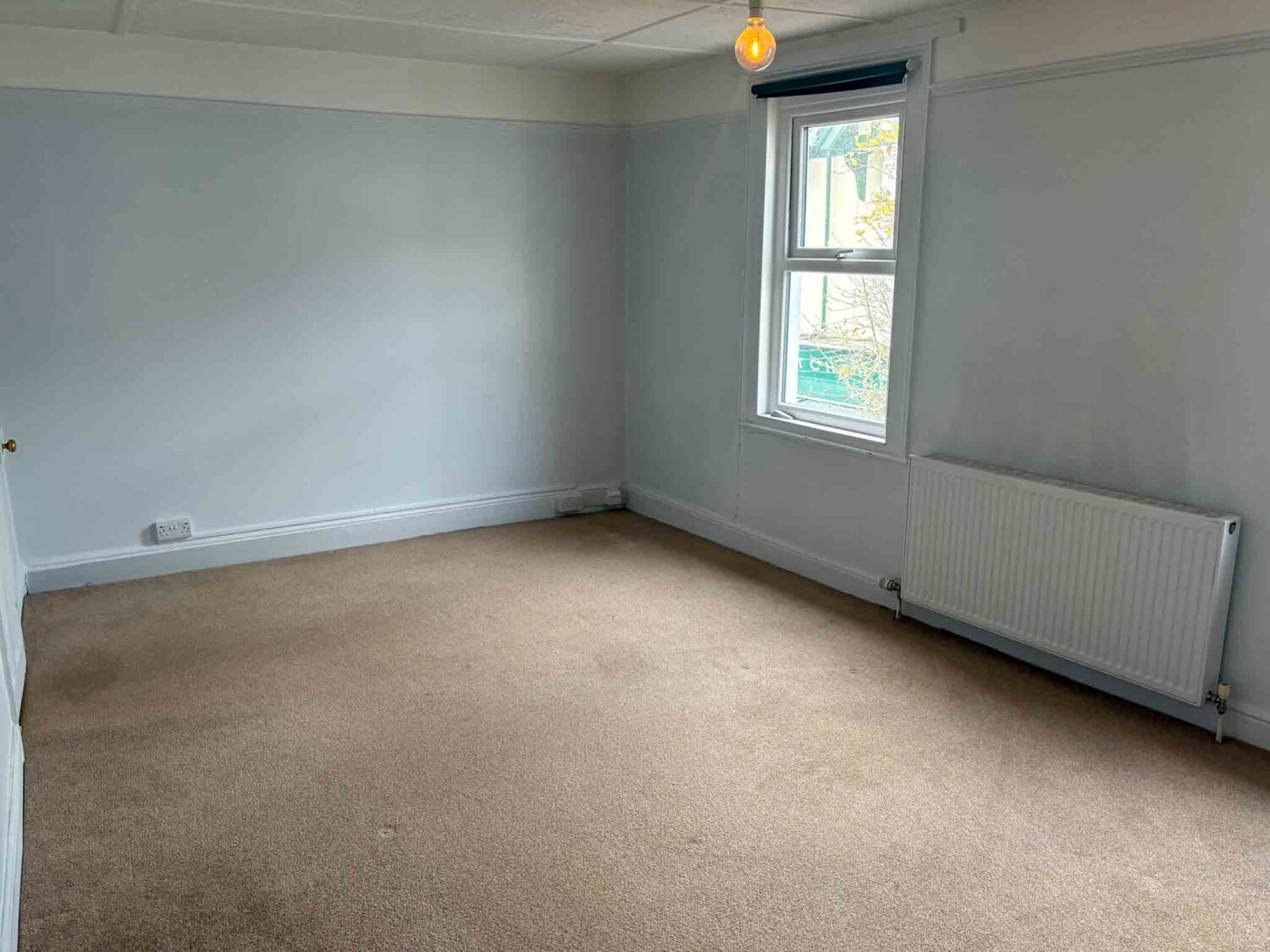 Holiday flat for sale in Torquay, Devon - A Successful Cafe with a 2 Bed Apartment Above in St Marychurch