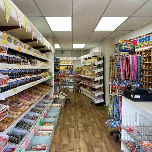 Retail store for sale in Br, Devon - conic Harbour front Confectionery business in Brixham – Turnkey Opportunity
