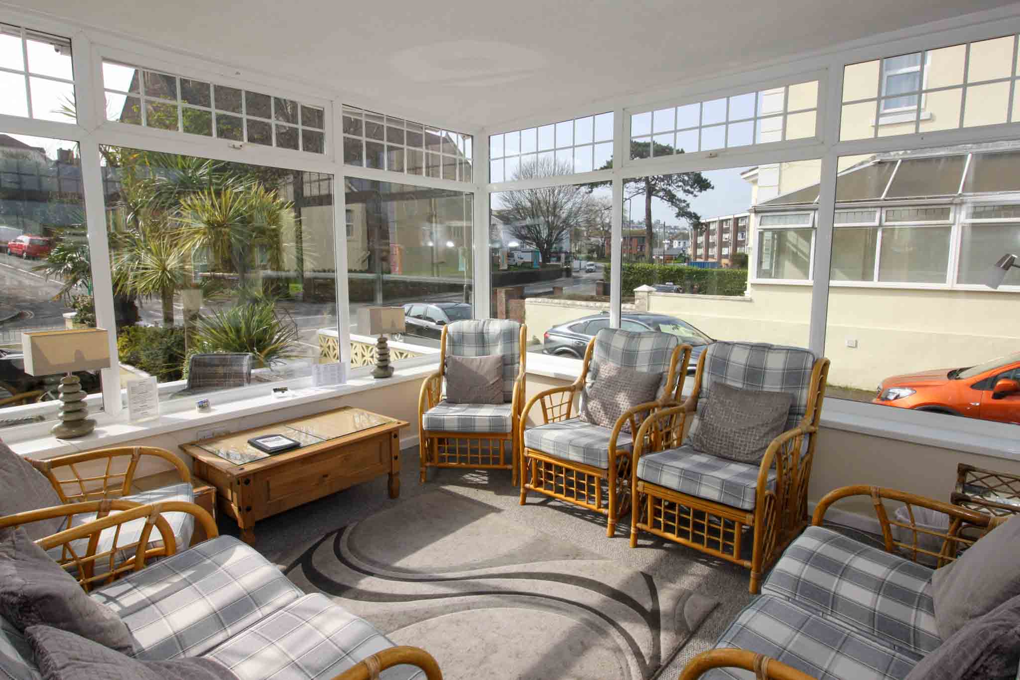 Profitable 15-Bedroom En-Suite Hotel Near Beach & Town Centre