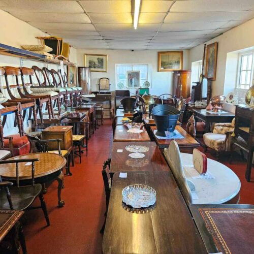 Retail store for sale in Taunton, Somerset - A Fantastic Three Storey Warehouse For Sale in Wiveliscombe