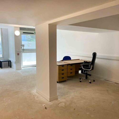 Retail store for sale in Brixham, Devon - Superb Large Office/Retail Premises in the Heart of Brixham Town Centre