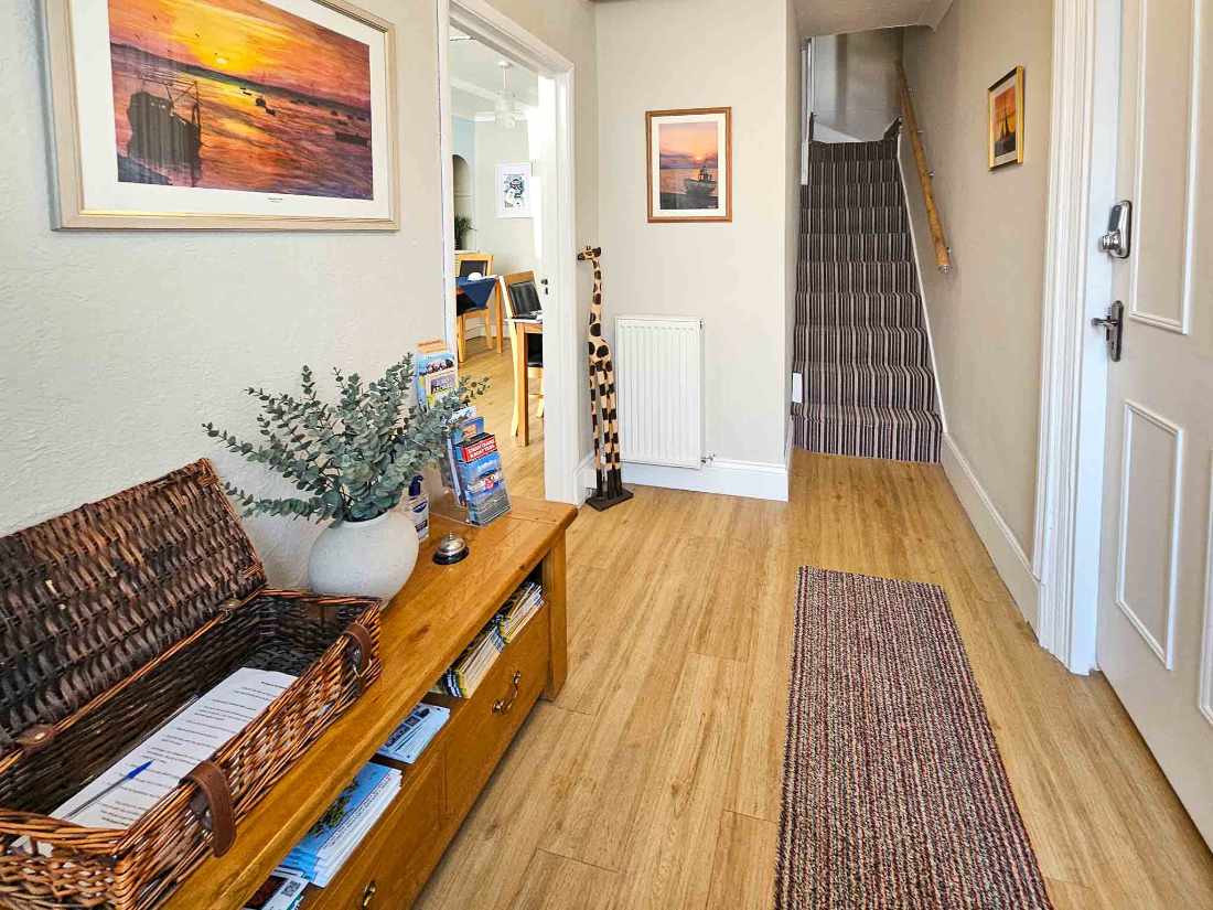 A Charming Boutique Guest House – Prime Brixham, Devon Coastal Location