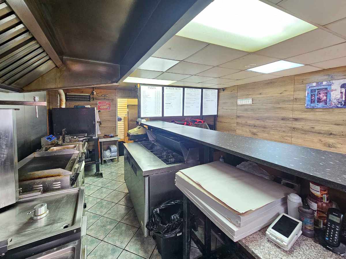 Highly prominent Pizza / Kebab take-away business for sale