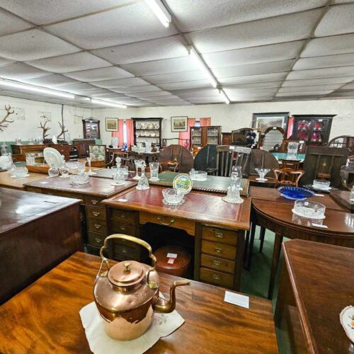 Retail store for sale in Taunton, Somerset - A Fantastic Three Storey Warehouse For Sale in Wiveliscombe