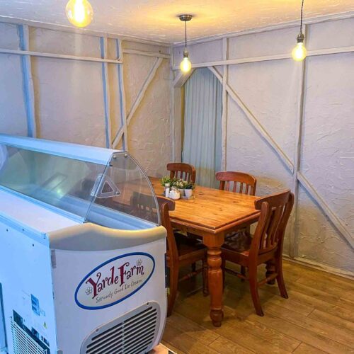 Holiday flat for sale in Torquay, Devon - A Successful Cafe with a 2 Bed Apartment Above in St Marychurch