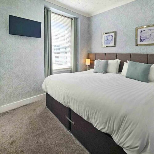 Hotel for sale in Brixham, Devon - A Charming Boutique Guest House – Prime Brixham, Devon Coastal Location