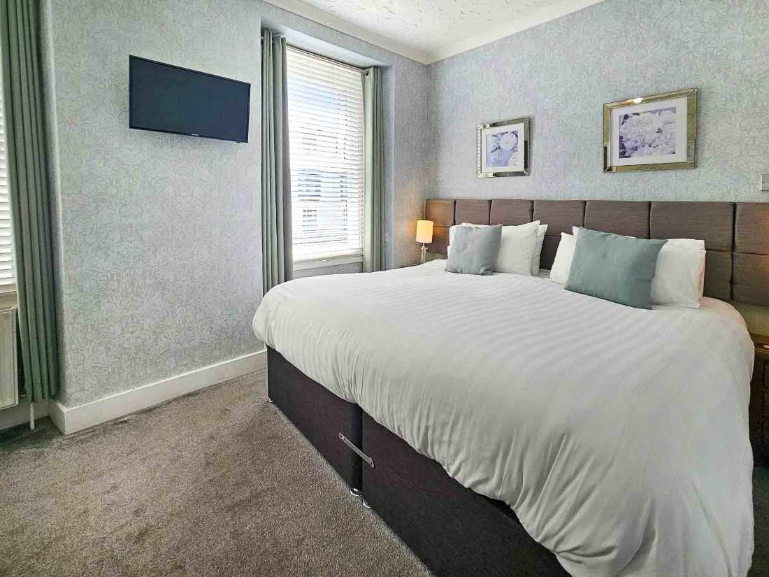 A Charming Boutique Guest House – Prime Brixham, Devon Coastal Location