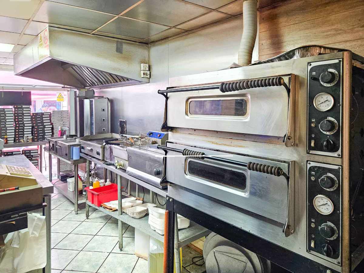 Highly prominent Pizza / Kebab take-away business for sale
