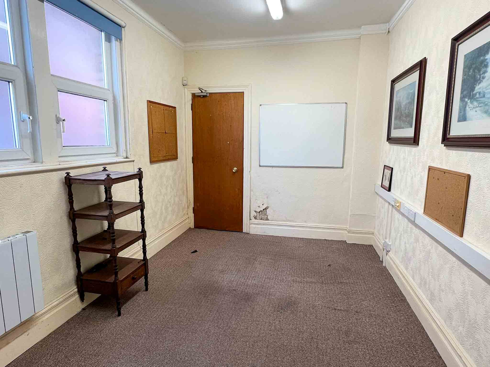 A Large Retail/Office with One/Two Bed Accommodation Included