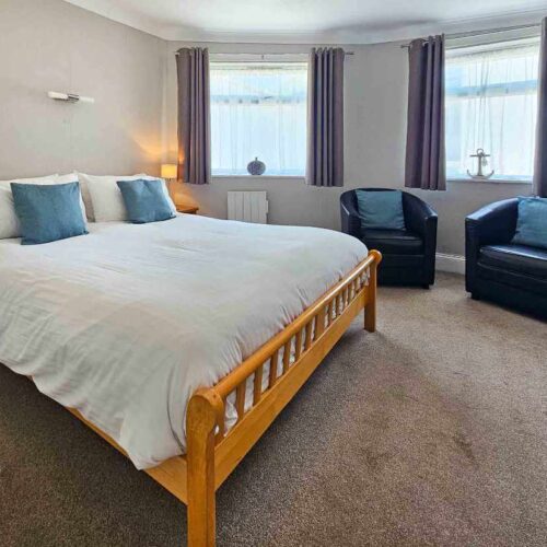 Hotel for sale in Brixham, Devon - A Charming Boutique Guest House – Prime Brixham, Devon Coastal Location