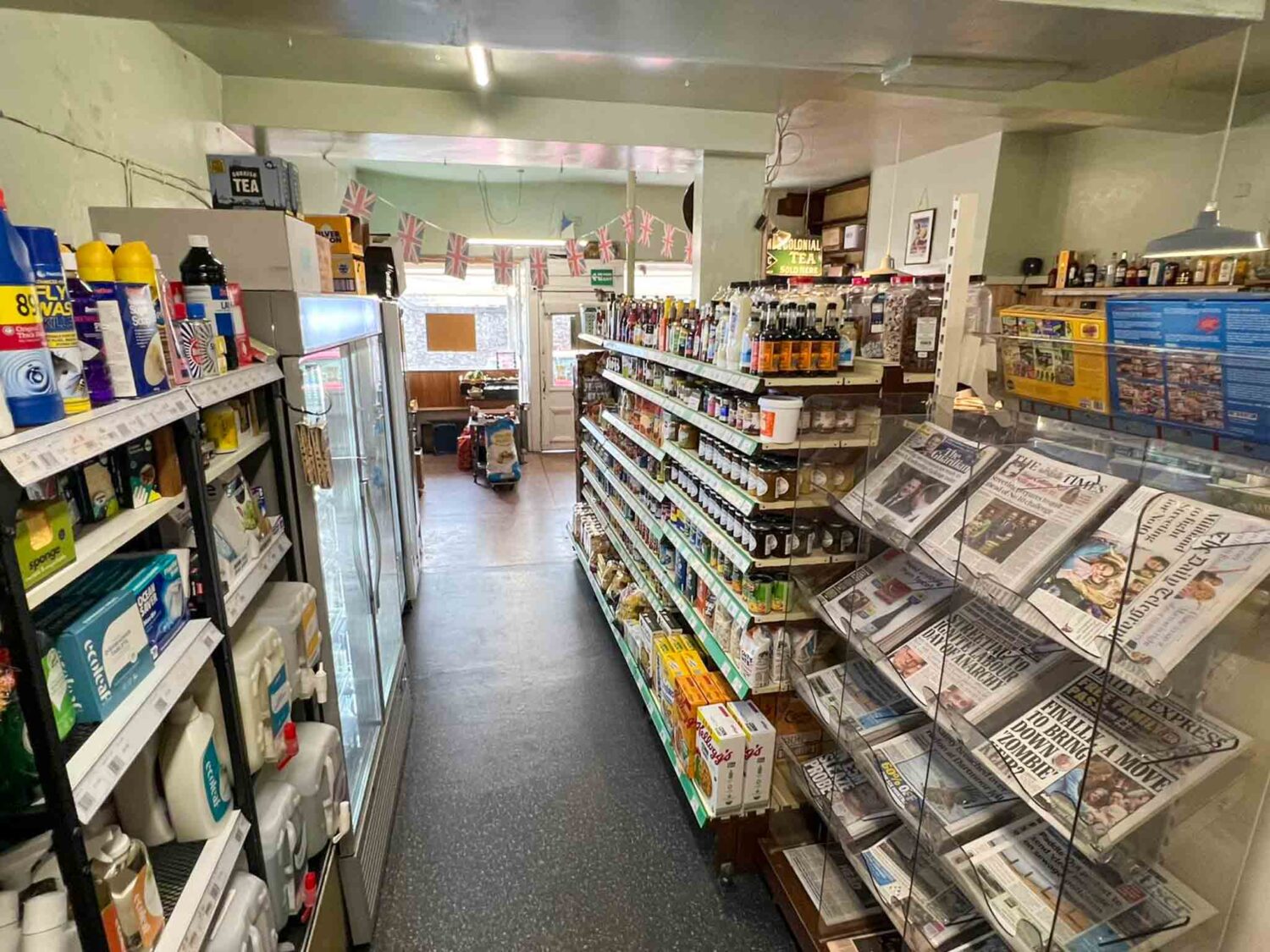 Takeaway for sale in Bishopsteignton, Devon - Established Village Store & Lifestyle Business with 2/3 Bed Flat and Estuary...
