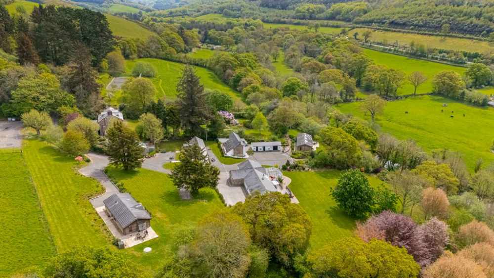 An Exceptional Country Home, Offering An Enviable Lifestyle