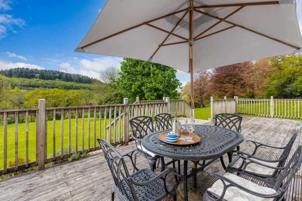 An Exceptional Country Home, Offering An Enviable Lifestyle